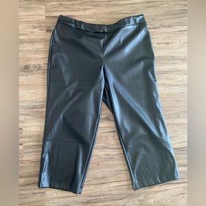 Womens 2X straight leg pleather pants
